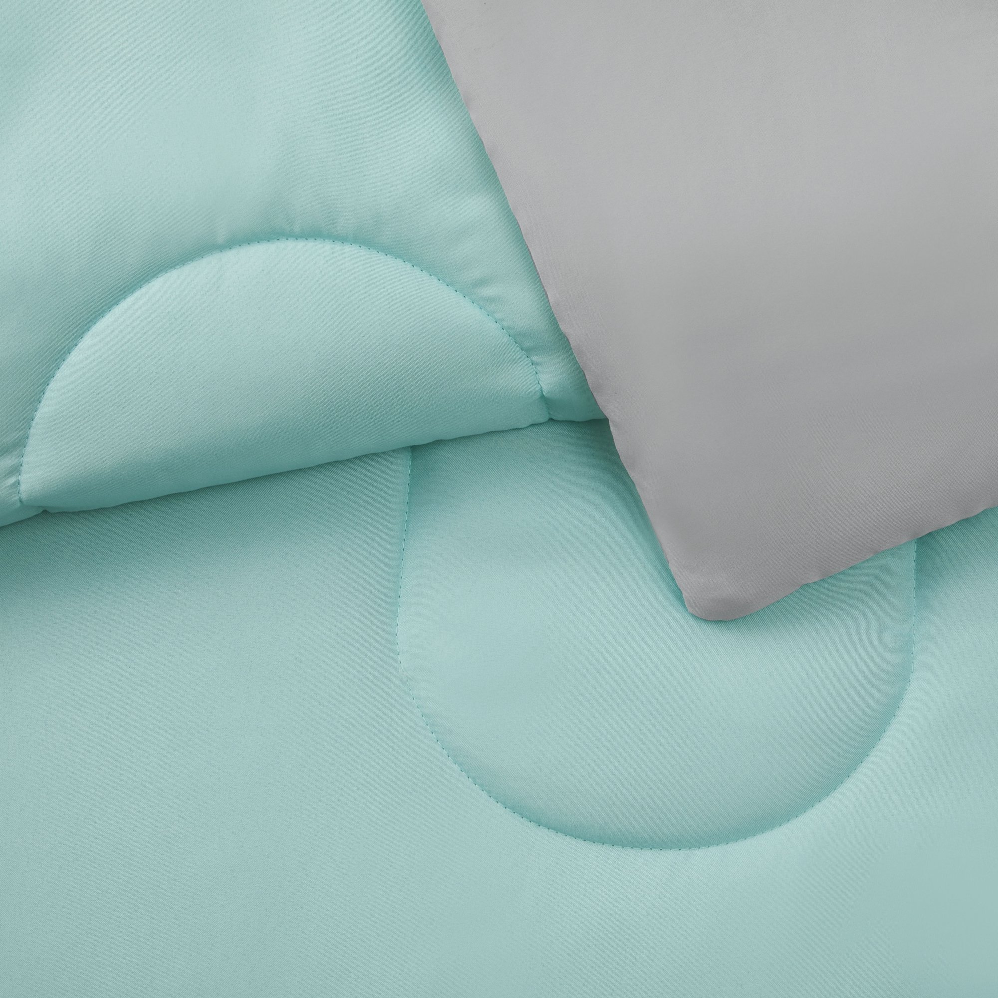 Mainstays Green 8 Piece Bed in a Bag Comforter Set. Full