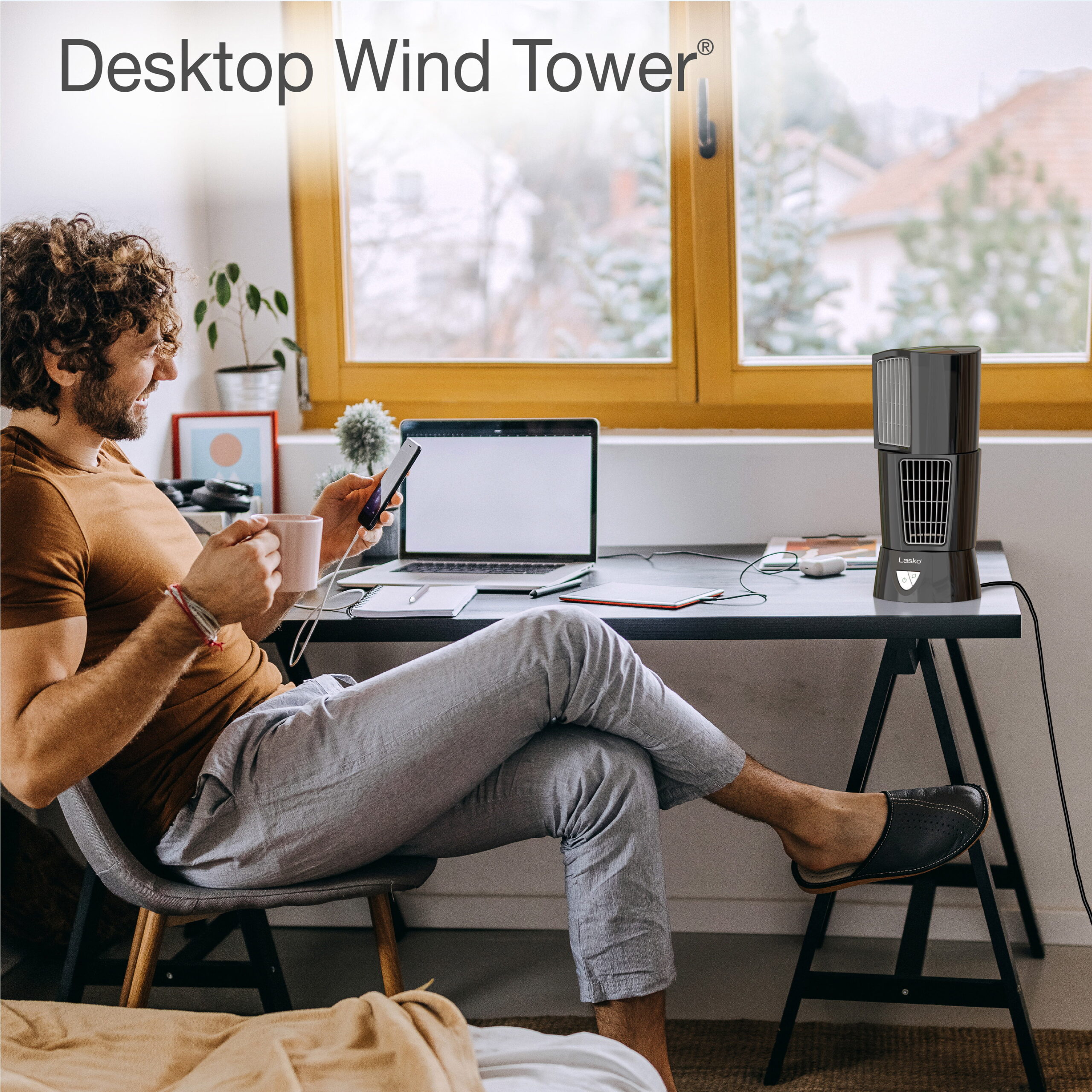 Lasko 14″ Platinum Desktop Wind Tower 3-Speed Oscillating Table Fan. 4916. Black