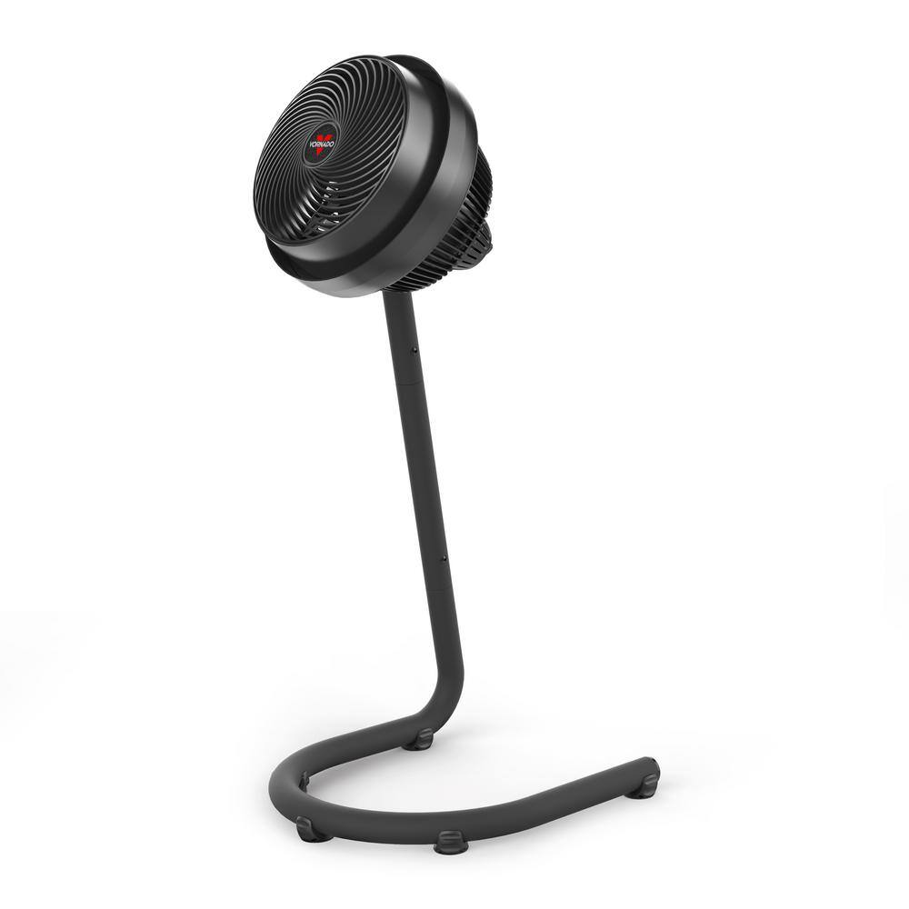 Vornado CR1-0311-06 693 Pedestal Mid-Sized Whole Room Fan 39.25 in.