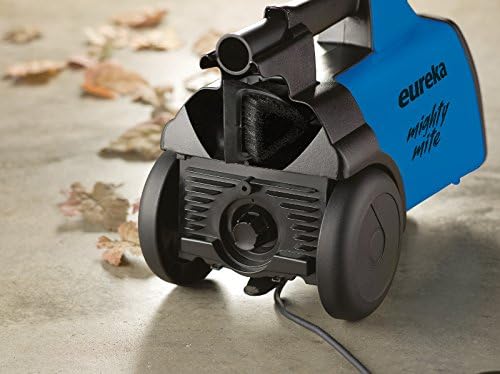 EUREKA 3670H Canister Vacuum Cleaner. w/ 2 bags. Blue