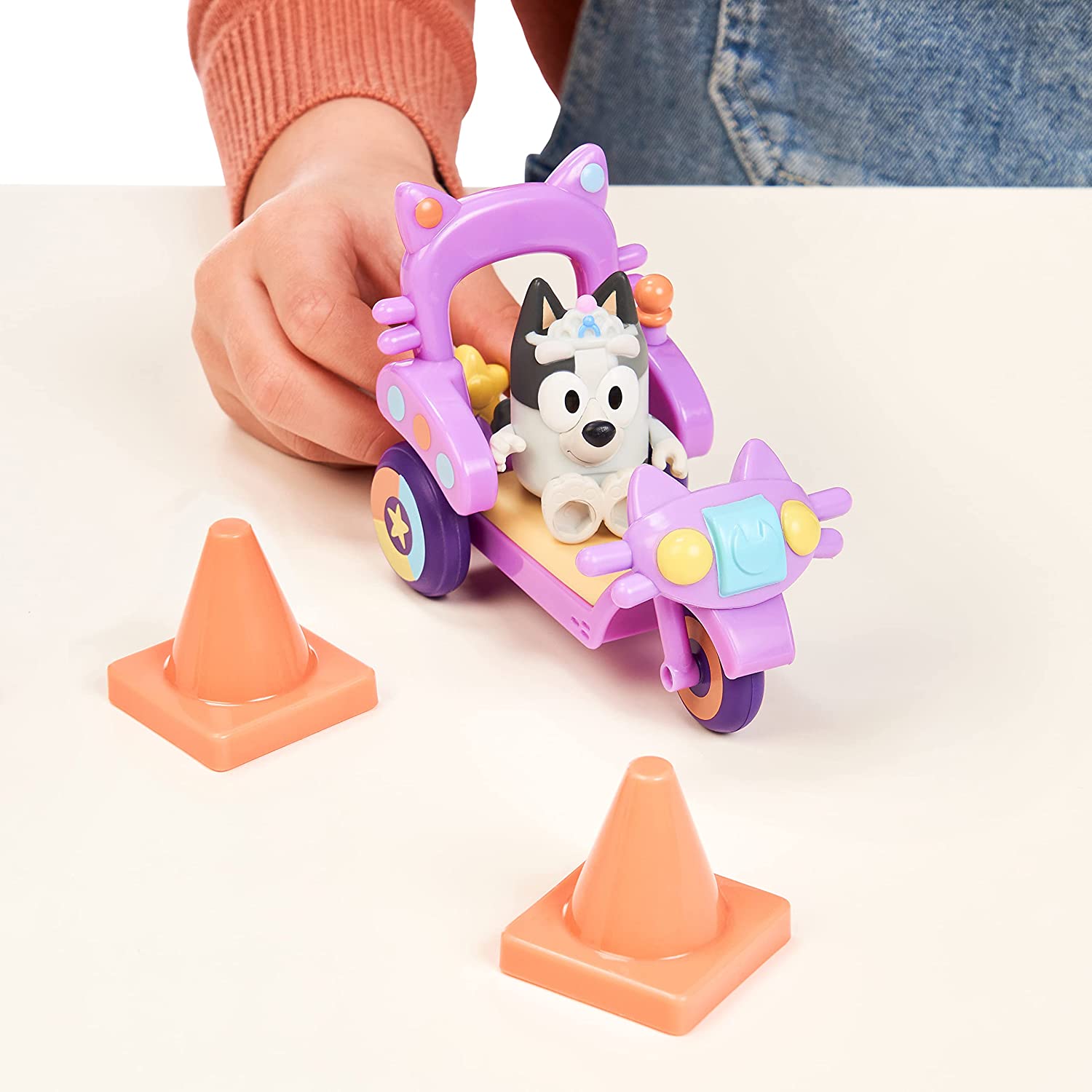 Bluey - Muffin-s Cat Squad Bike with 2.5″ Muffin Figure. (17131)