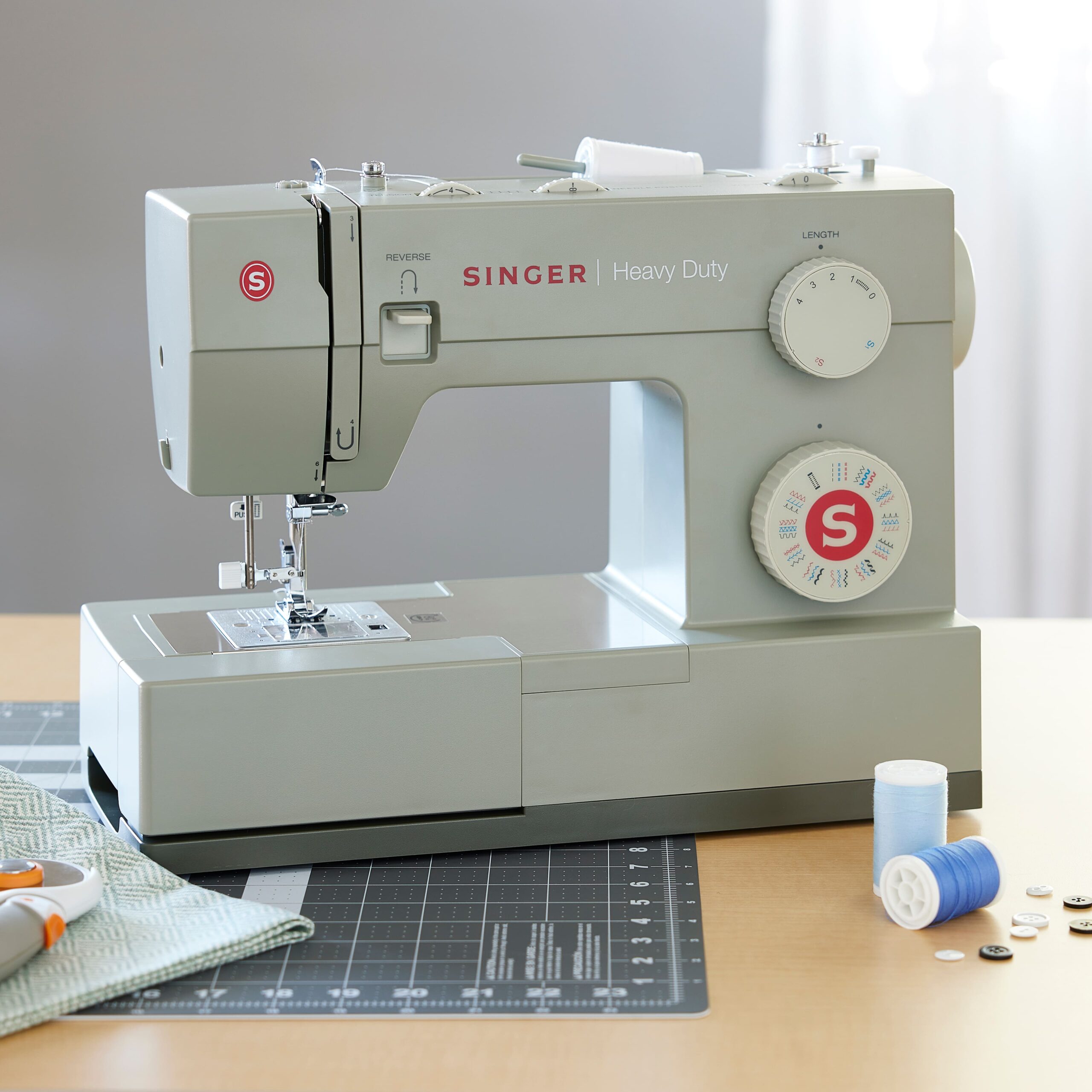 SINGER® M4452 Heavy Duty Sewing Machine