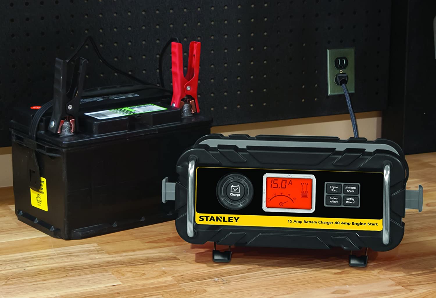 STANLEY BC15BS Fully Automatic 15 Amp 12V Bench Battery Charger/Maintainer with 40A Engine Start. Alternator Check. Cable Clamps