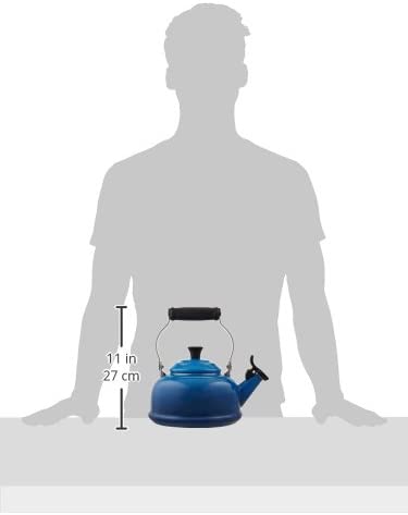 Le Creuset Q3101-59 Enamel On Steel Whistling Tea Kettle. 1.7 qt.. Marseille