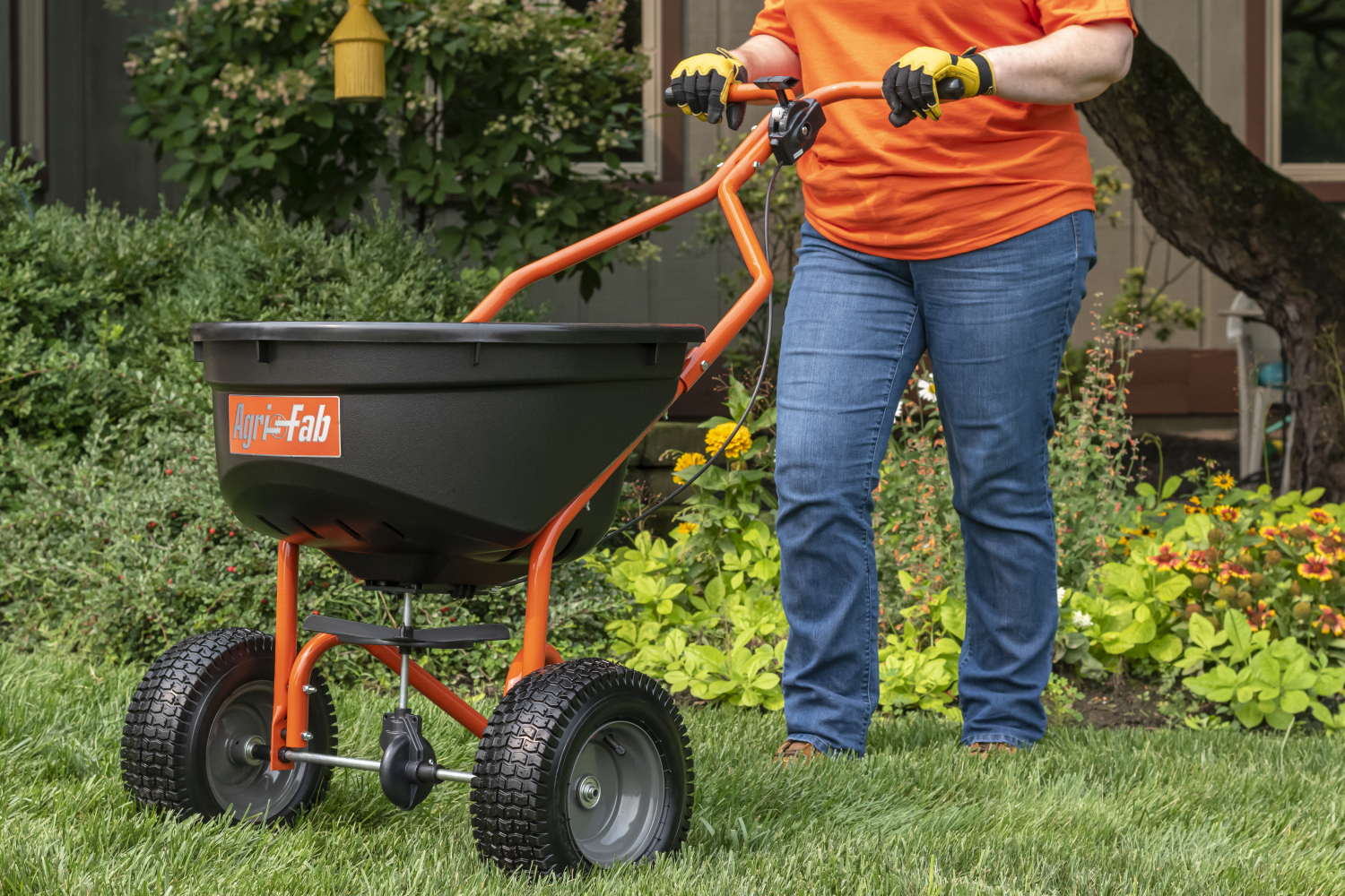 Agri-Fab 110 lb Push Broadcast Spreader