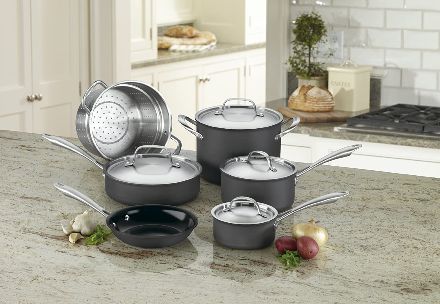 Cuisinart GG-10 Hard Anodized 10-Piece Set GreenGourmet. Black