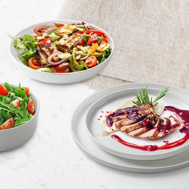 TABLE 12 Bone China Dinnerware Set - Service for 4