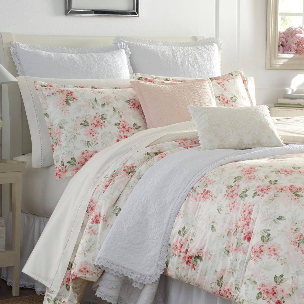 Laura Ashley  Wisteria 3-Piece Pink Floral Plush Microfiber King Comforter Set