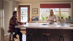 Bounty Select-A-Size Paper Towels. Double Rolls. White. 98 Sheets Per Roll. 6 Count