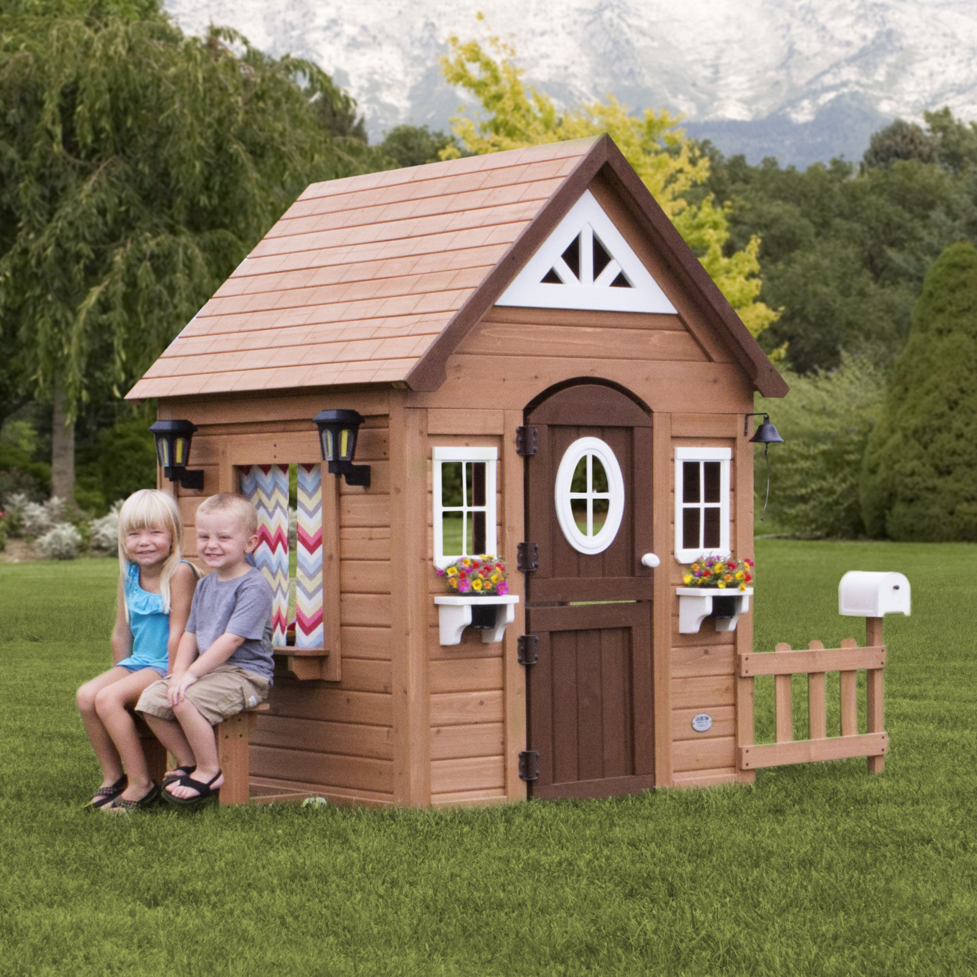 Backyard Discovery Aspen Wooden Cedar Playhouse