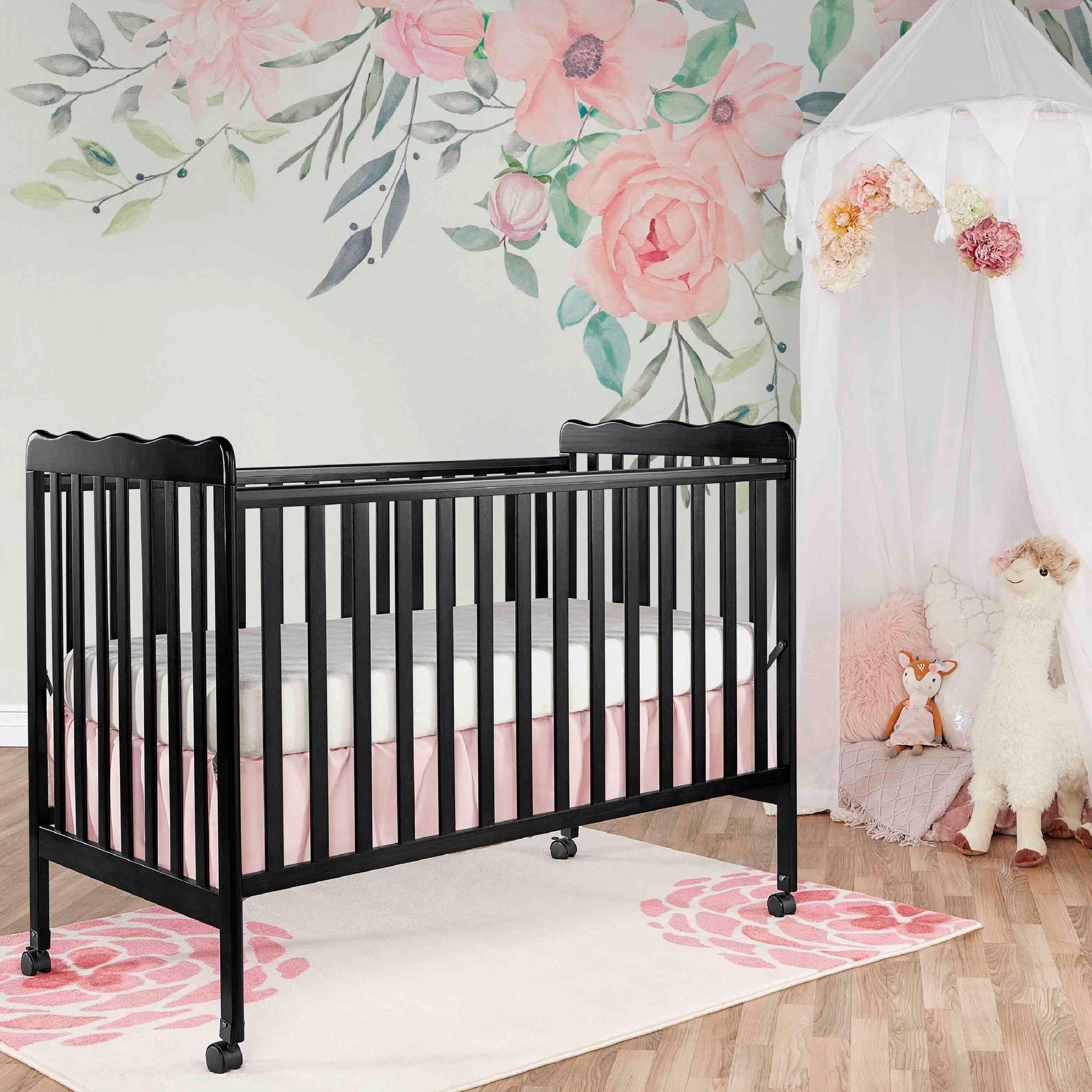 Dream On Me Classic 3-in-1 Convertible Crib - Black