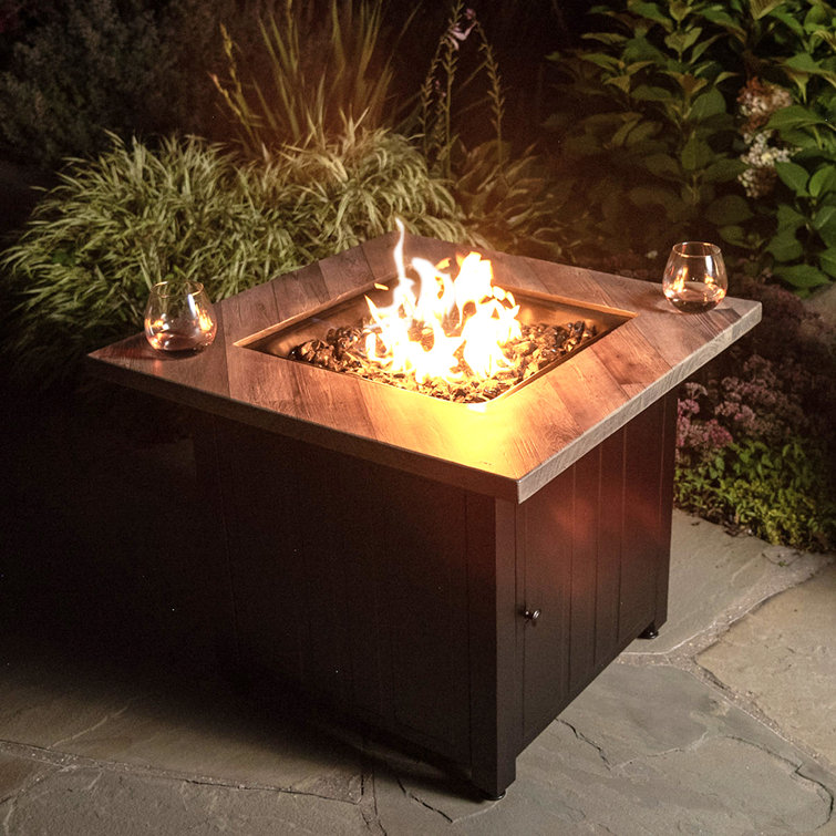 Endless Summer Harper 24.61″ H x 30″ W Steel Propane Outdoor Gas Fire Pit with Lid