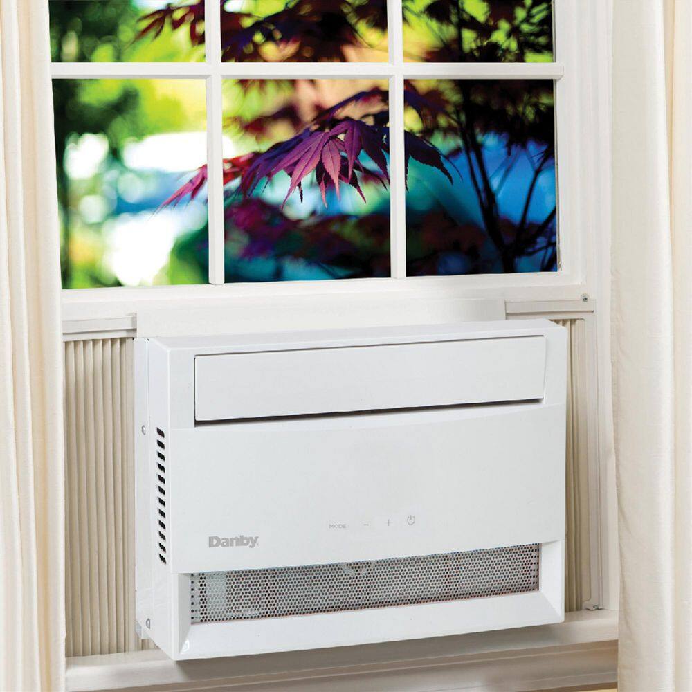 Danby DAC120B6WDB-6 12000 BTU 550 sq.ft. ENERGY STAR Compliant Window AC with Remote in White