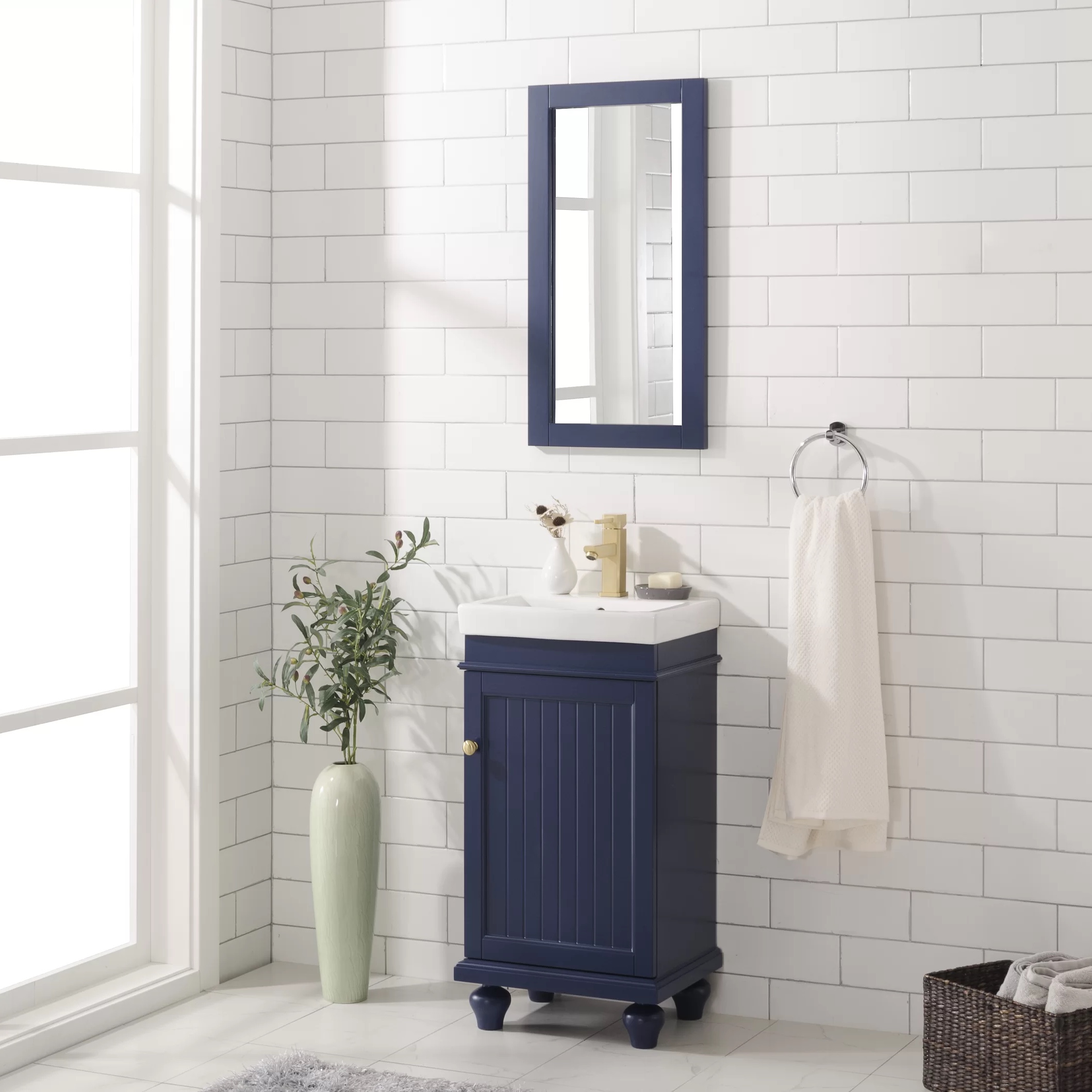 Highland Dunes Gros 17.5” Free-standing Single Bathroom Vanity with Ceramic Vanity Top