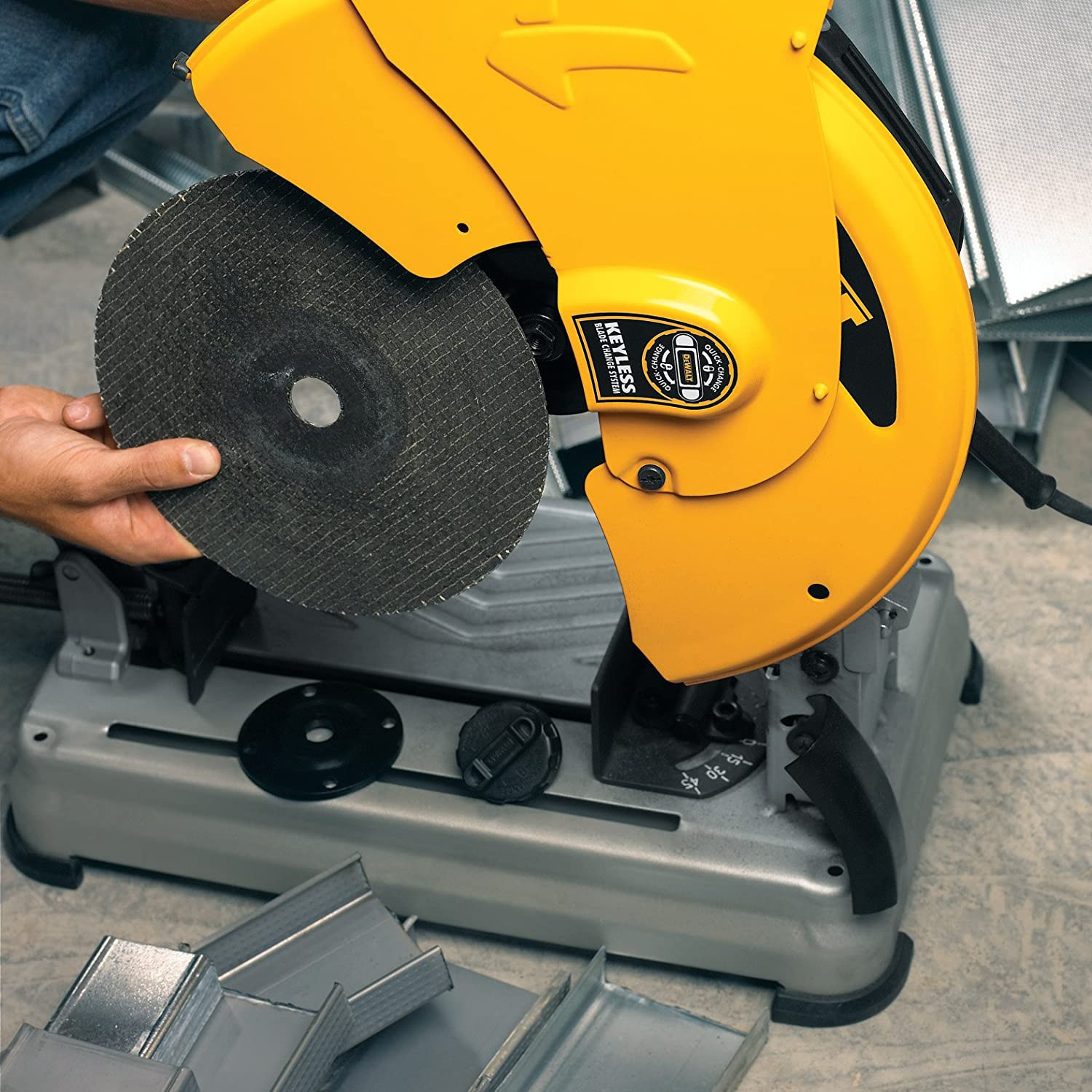 Dewalt D28715 14-Inch Chop Saw. Quick-Change. Old Model