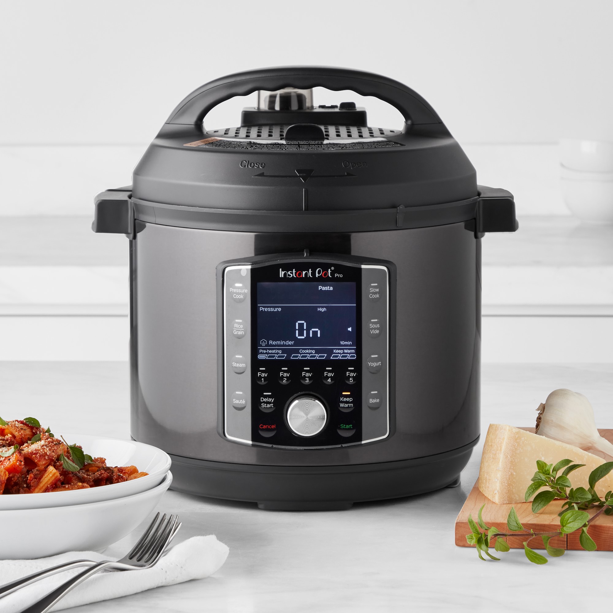 Instant Pot Pro. 6-Qt. with The Ultimate Instant Pot Cookbook