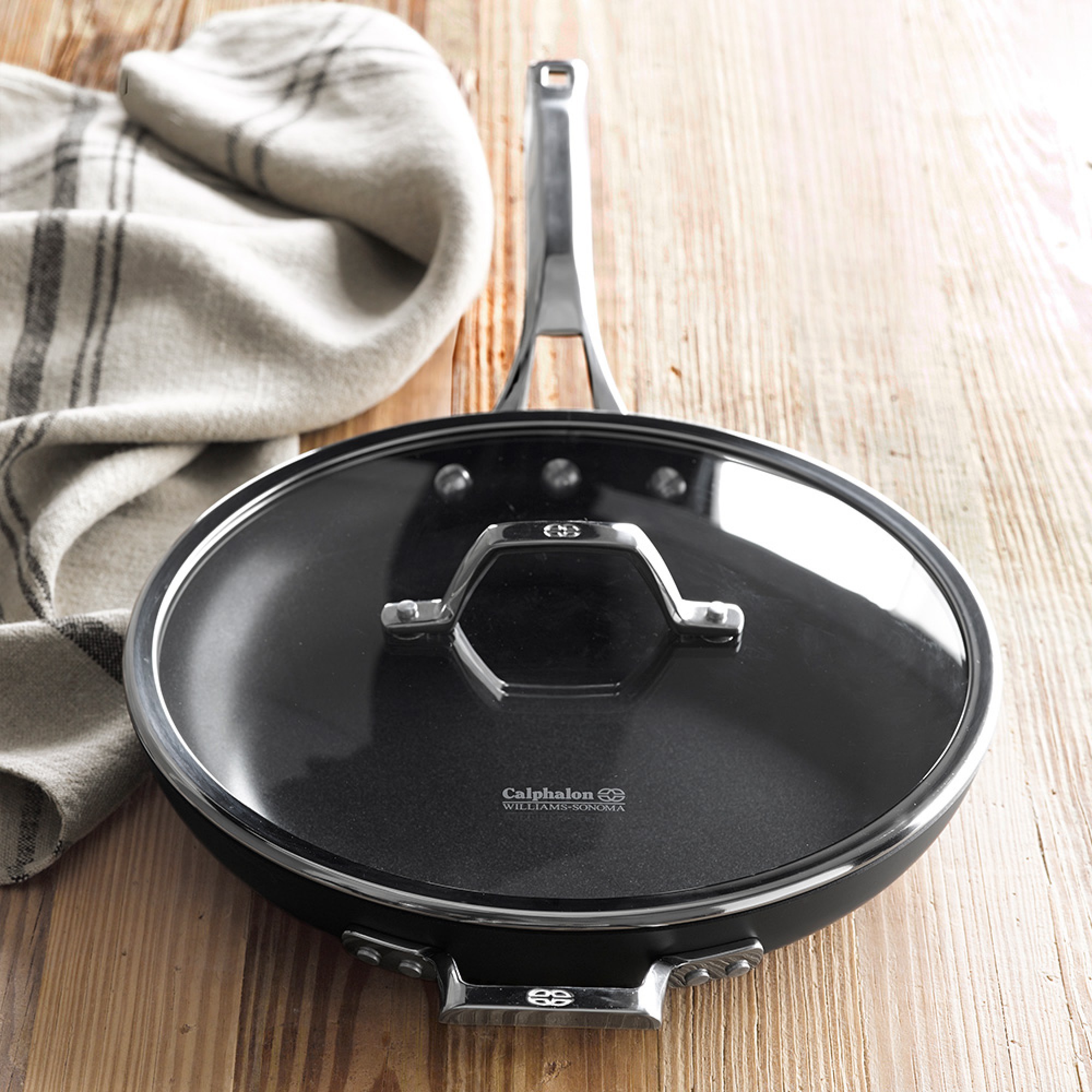 Calphalon Elite Nonstick Covered Fry Pan. 12″