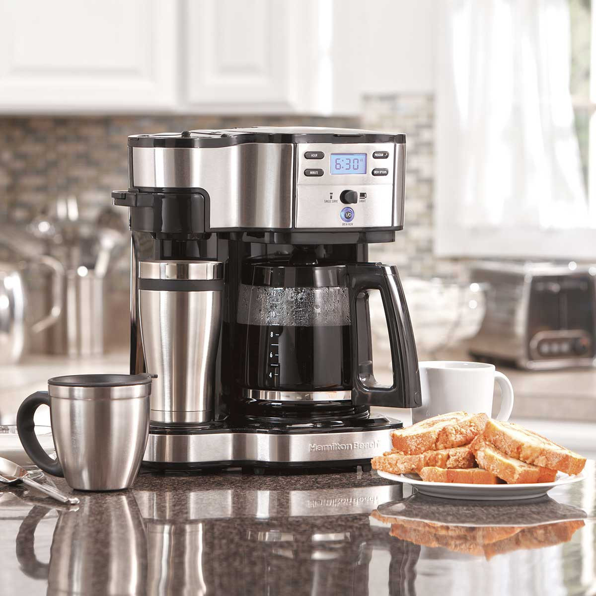 Hamilton Beach 2-Way Brewer Coffee Maker. Single-Serve and 12-Cup Pot