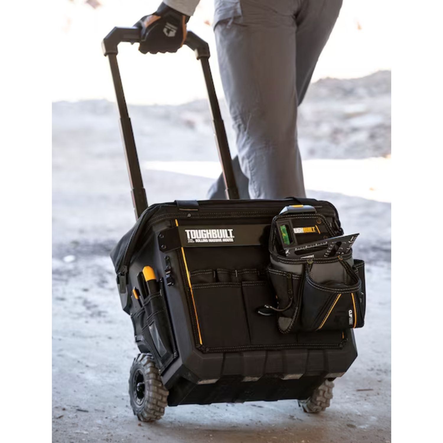 Toughbuilt Massive Mouth Hard Bottom XL Black Polyester 18-in Zippered Rolling Tool Bag