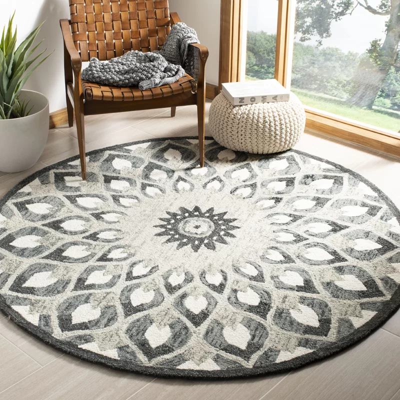 World Menagerie Swind Handmade Wool Charcoal/Ivory Rug