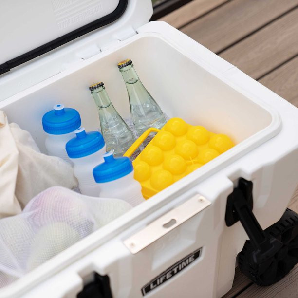 Lifetime 55 Quart High Performance Cooler With Wheels. 91072