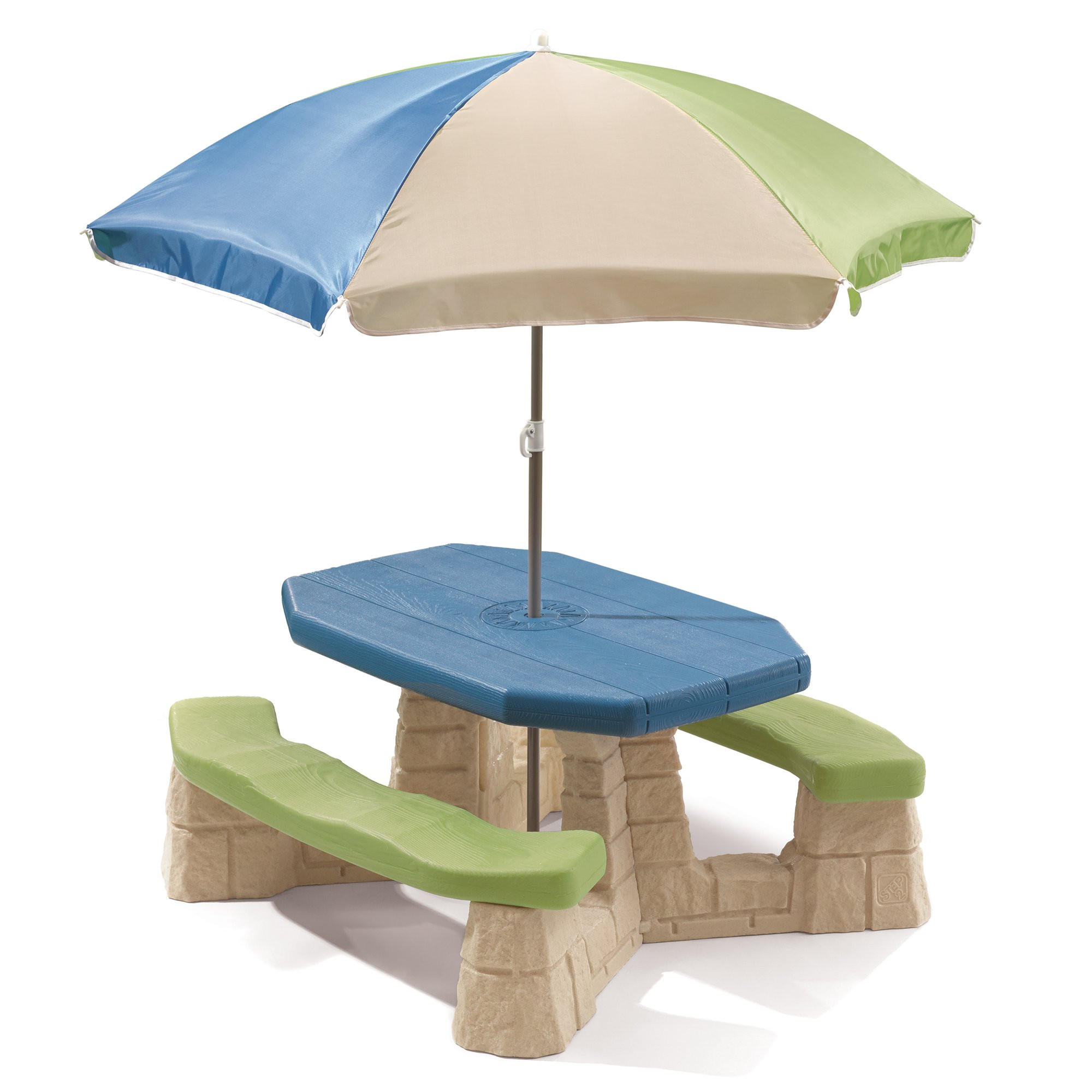 Step2 Naturally Playful Picnic Table with Removable Umbrella. Plastic