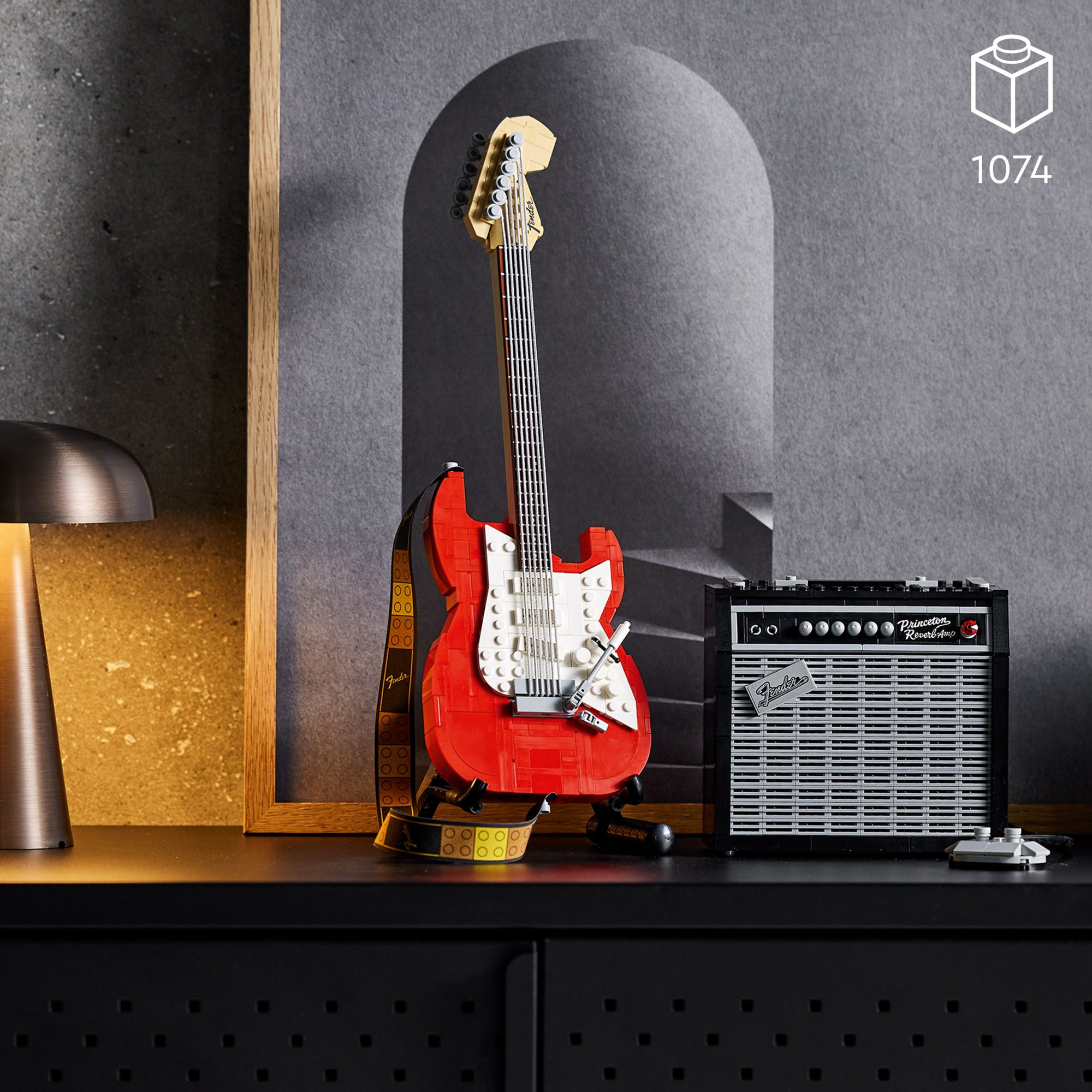 Lego Ideas Fender Stratocaster 21329 Building Kit. 1.079 Pieces