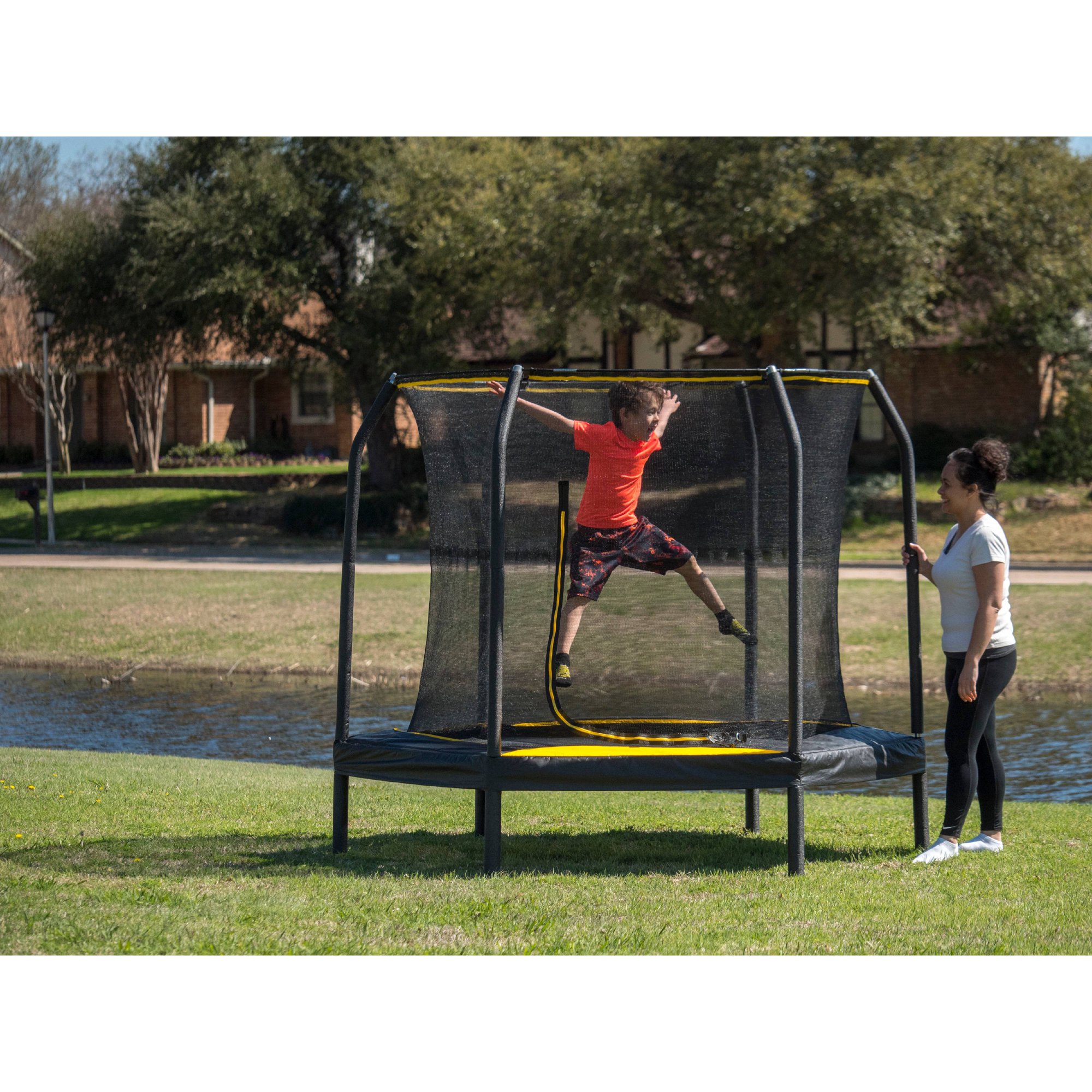 Jumpking 7.5′ Trampoline With Enclosure