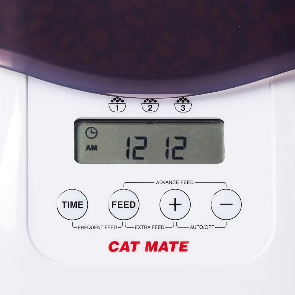 Cat Mate C3000 Automatic Dog & Cat Feeder. 26-Cup