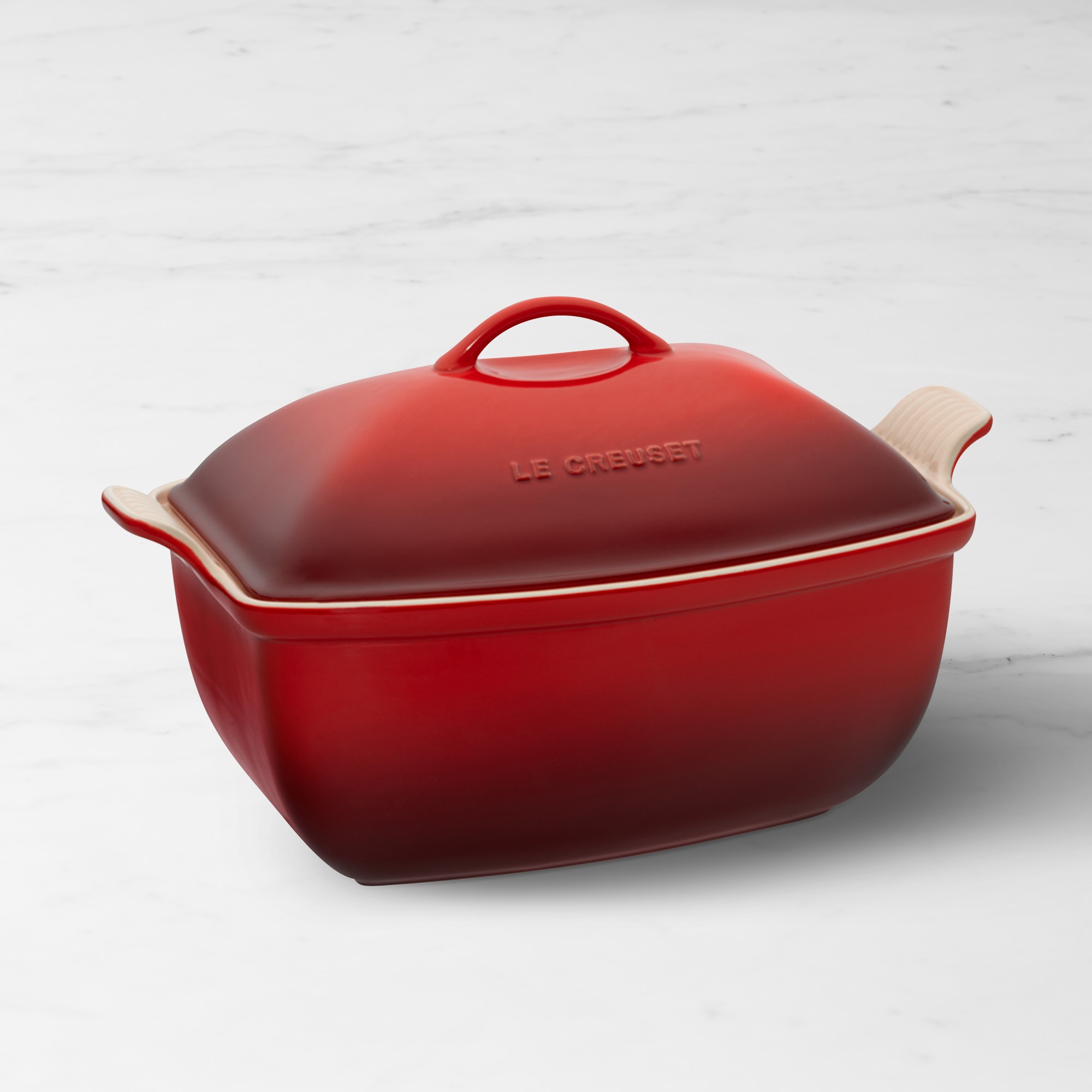 Heritage Stoneware Deep Covered Baker. Red