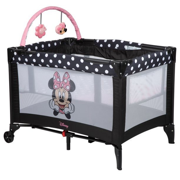 Disney Baby 3D Ultra Play Yard. Peeking Minnie
