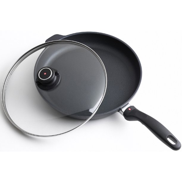 Swiss Diamond 11″ Nonstick Fry Pan with Lid. HD Classic