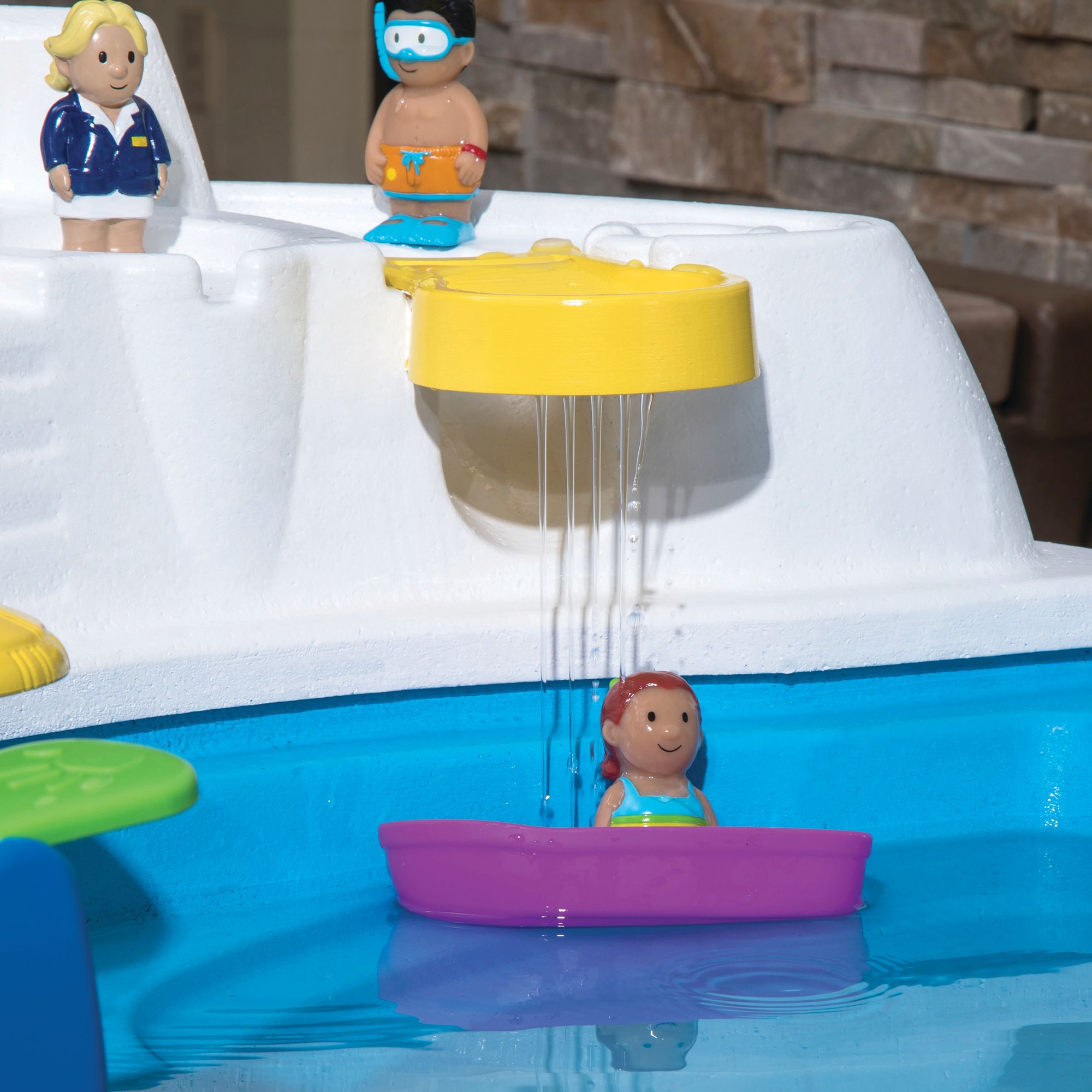 Step2 Fiesta Cruise Sand & Water Table With 10 Piece Accessory Set