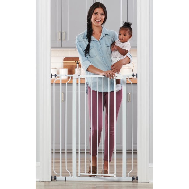 Regalo Easy Step Extra Tall Walk Thru Baby Safety Gate. 36 in Tall. White