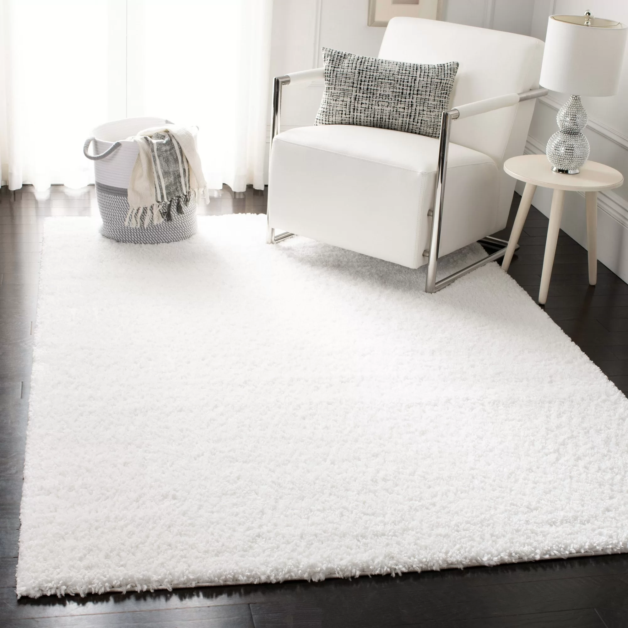 Wade Logan Jiang Machine Woven / Power Loomed Performance White Rug