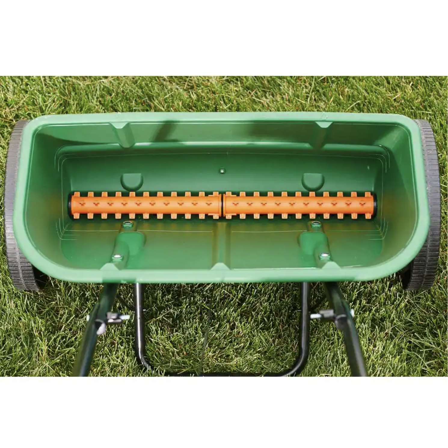 Scotts 25 lbs. 10.000 sq. ft. Turf Builder Classic Drop Spreader for Seed and Fertilizer