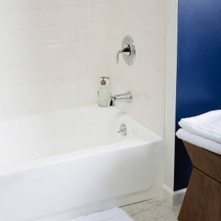 Rust-Oleum 280882-6PK Specialty Tub & Tile Spray Paint, 12 oz, White