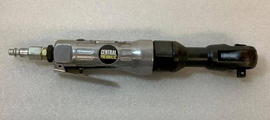 Central Pneumatic 3/8 in. Air Ratchet Wrench