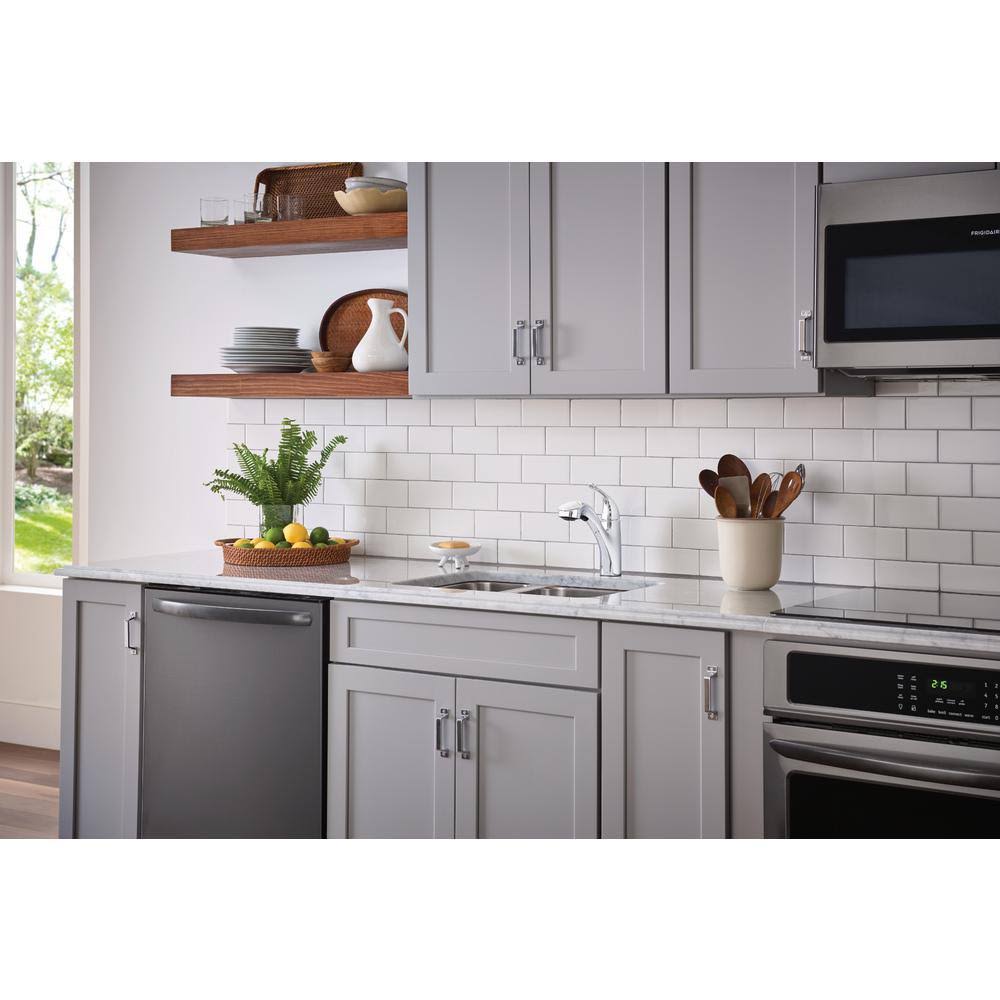 Moen Brecklyn Single-Handle Pull-Out Sprayer Kitchen Faucet with Power Clean in Chrome