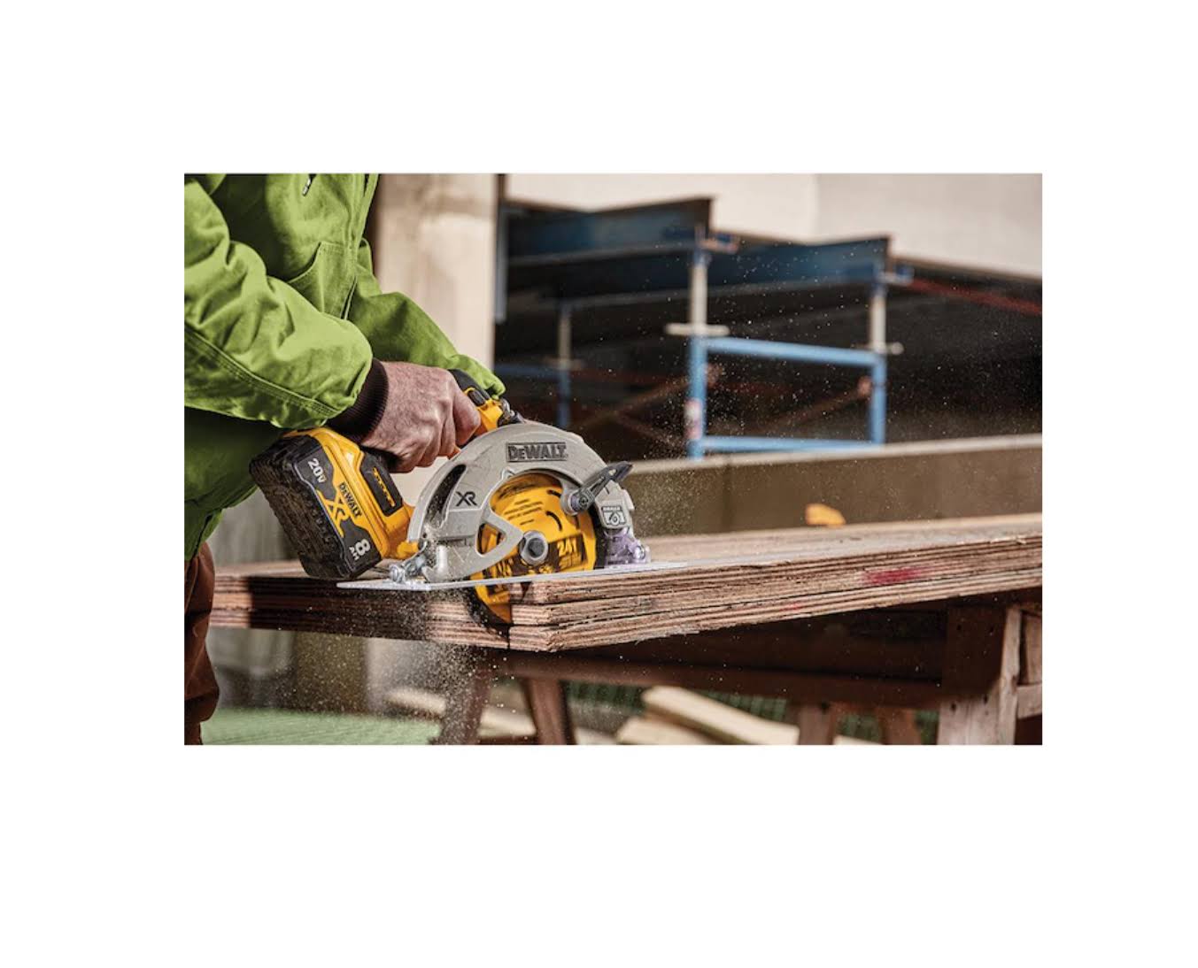 DeWalt 20V MAX* XR Circular Saw, 7-1/4-Inch, Brushless, Power Detect, DCS574W1