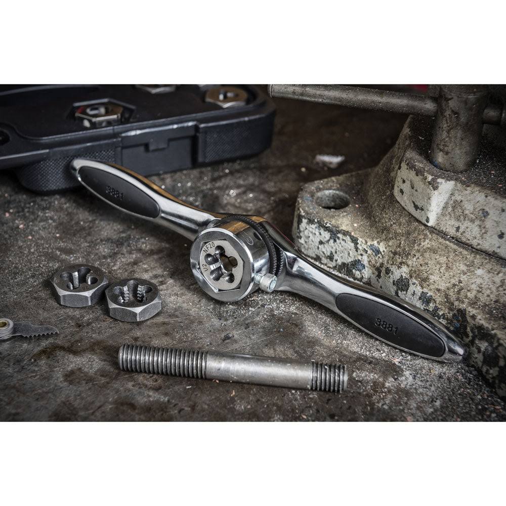 GearWrench 82812 114-Piece SAE/Metric Ratcheting Tap and Die Set