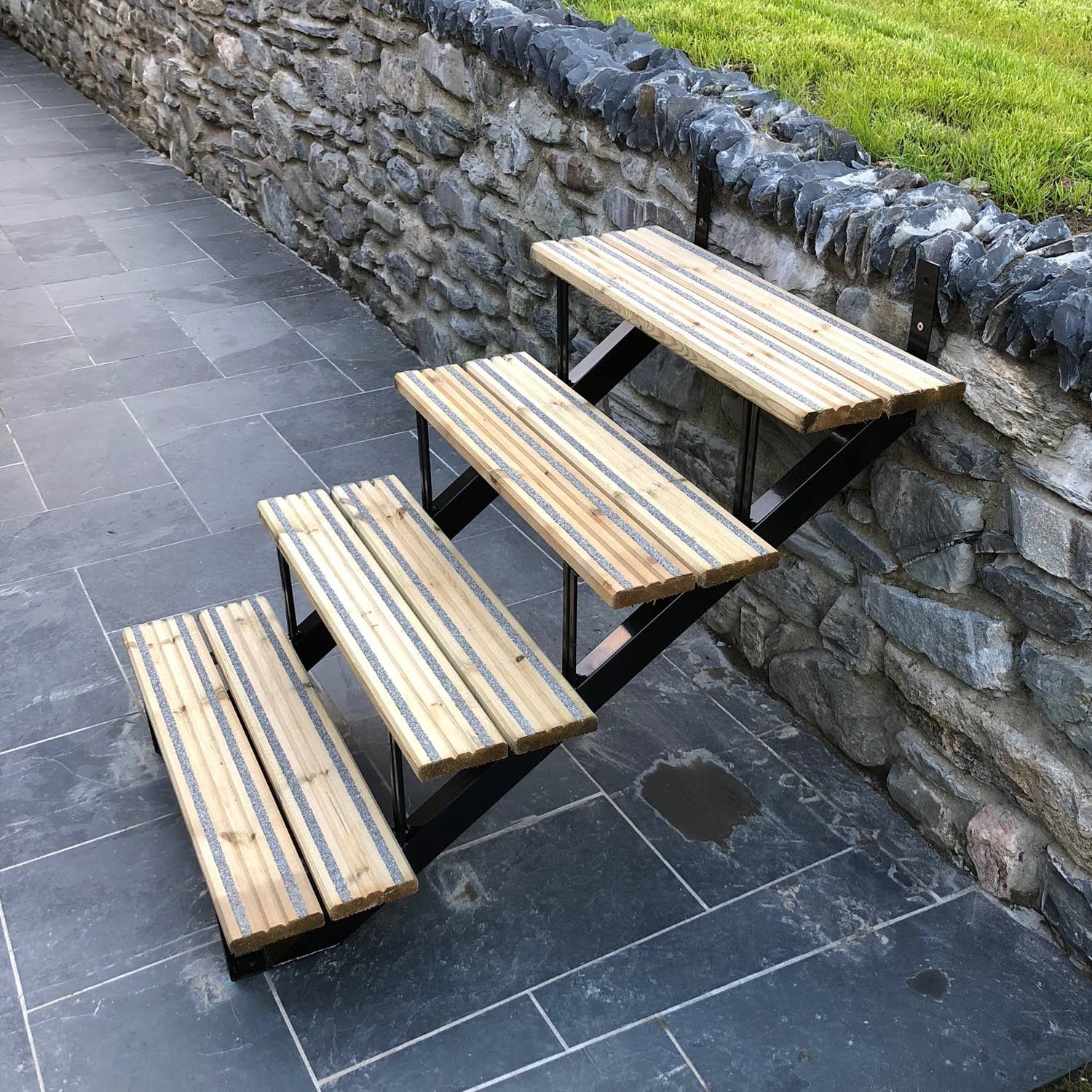 Pylex 13907 7 Steps Steel Stair Stringers Black