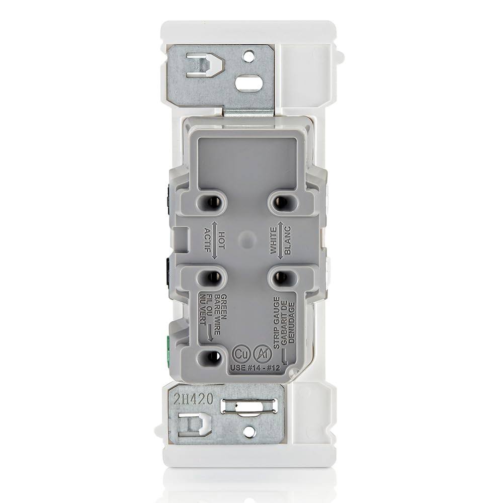 Leviton Decora Edge 15 Amp Tamper-Resistant Duplex Outlet, White