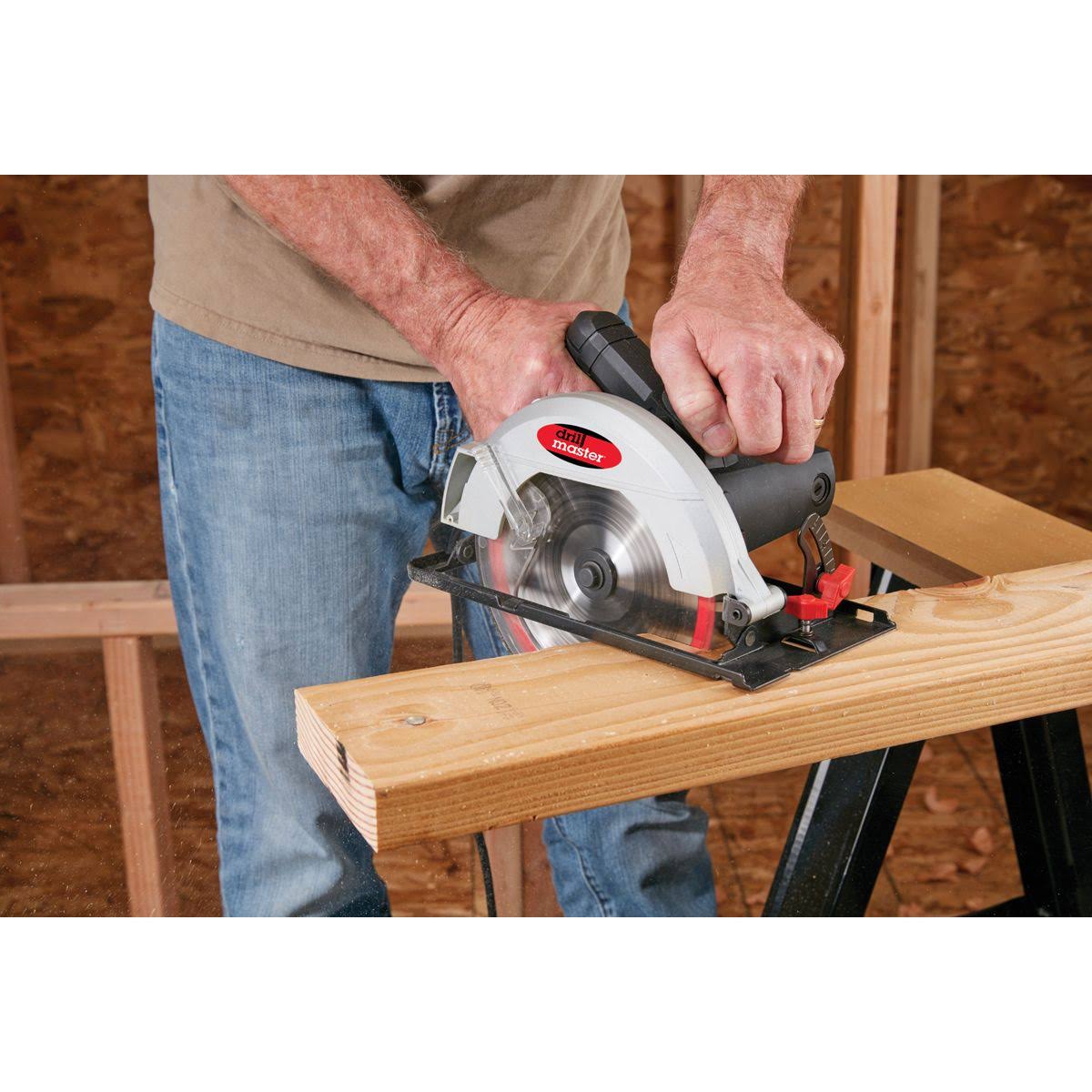 Drill Master 63005 10 Amp 7-1/4 in. Circular Saw