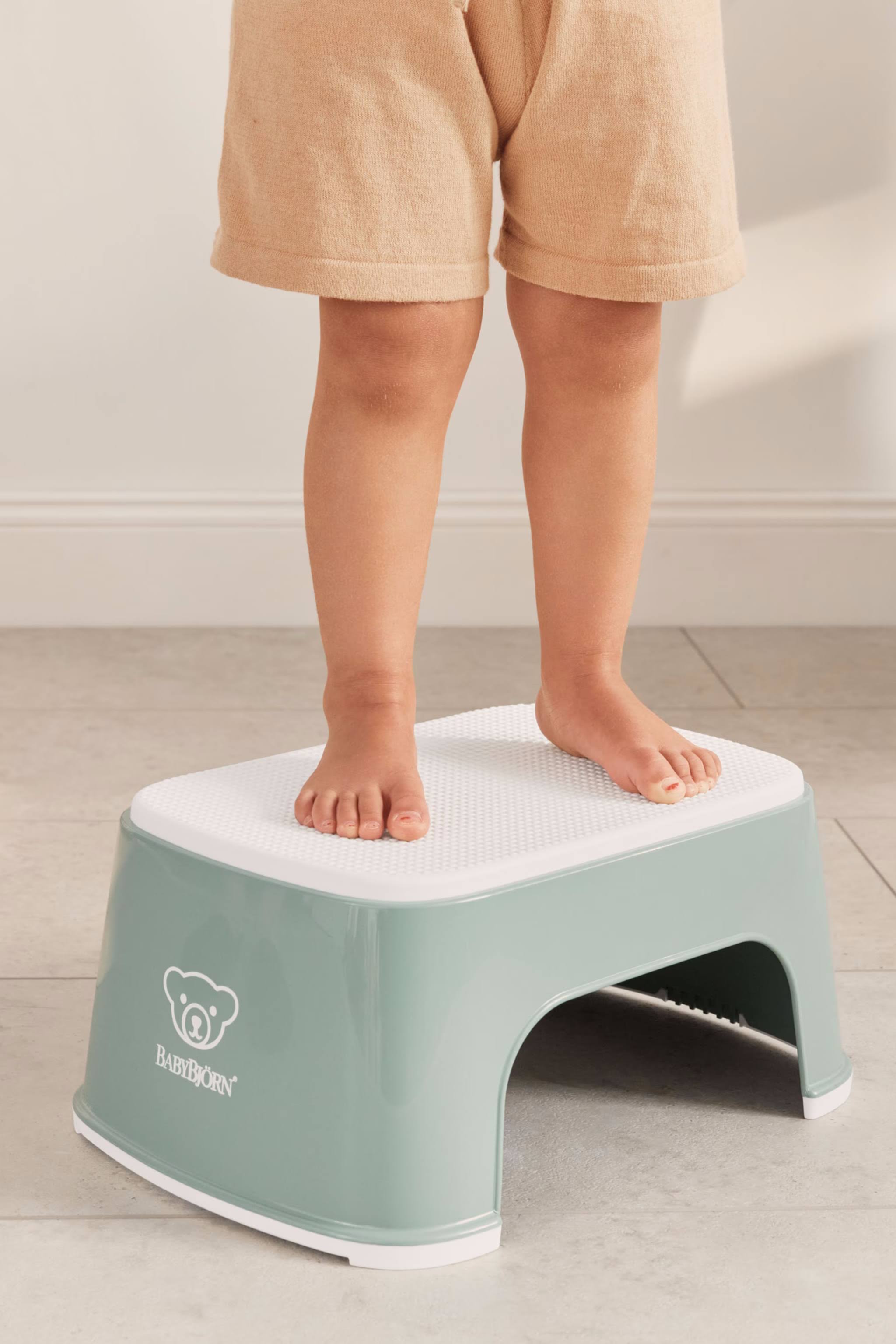 BabyBj?rn Step Stool, Deep Green/White