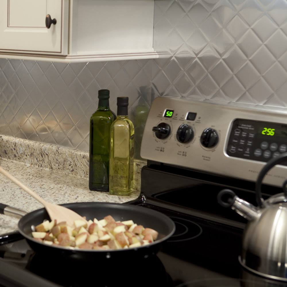 Fasade 18in x 24in Quilted Brushed Aluminum Backsplash Panel (5 Pack)