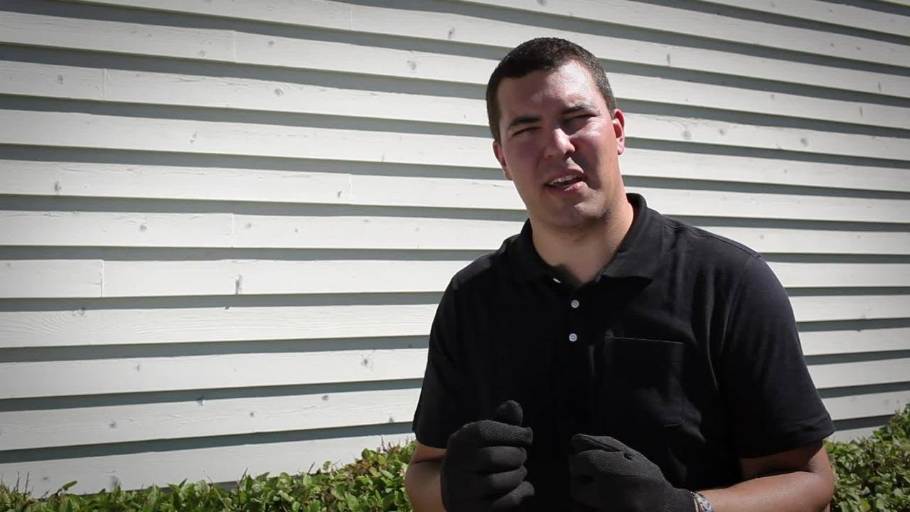 Everbilt 2-3/8 in. Dia x 8 ft. 16-Gauge Galvanized Steel Chain Link Fence Corner Post, Silver/Galvanized