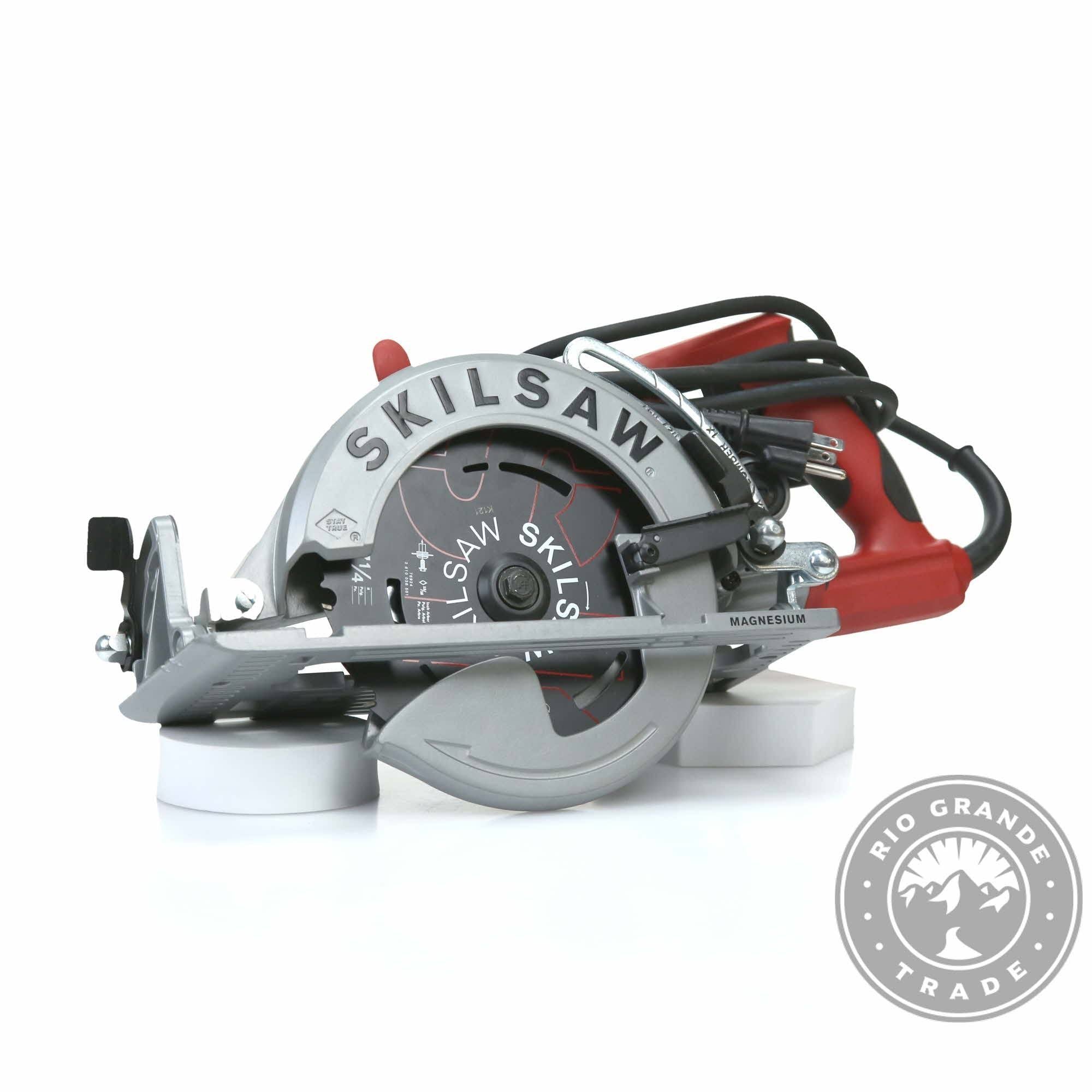 Skilsaw 15-Amp Worm Drive Corded Circular Saw, Red