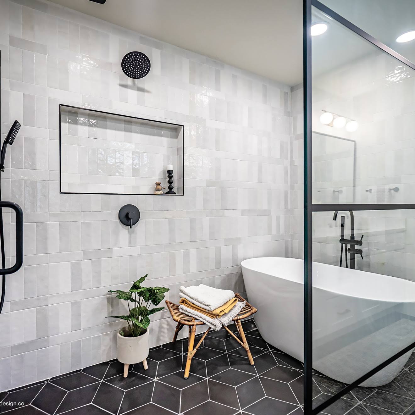 Bedrosians Cloe Gloss Ceramic Tile 2.5