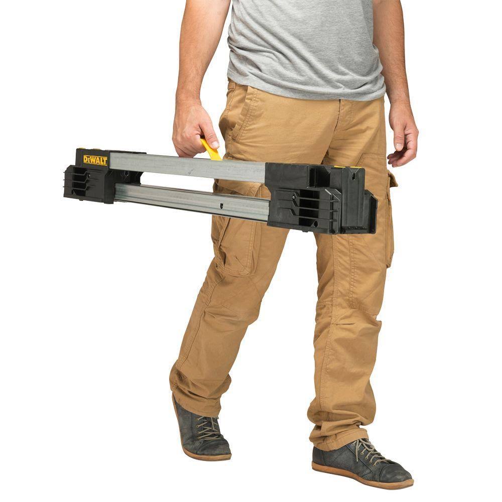 DeWalt- Metal Folding Sawhorse